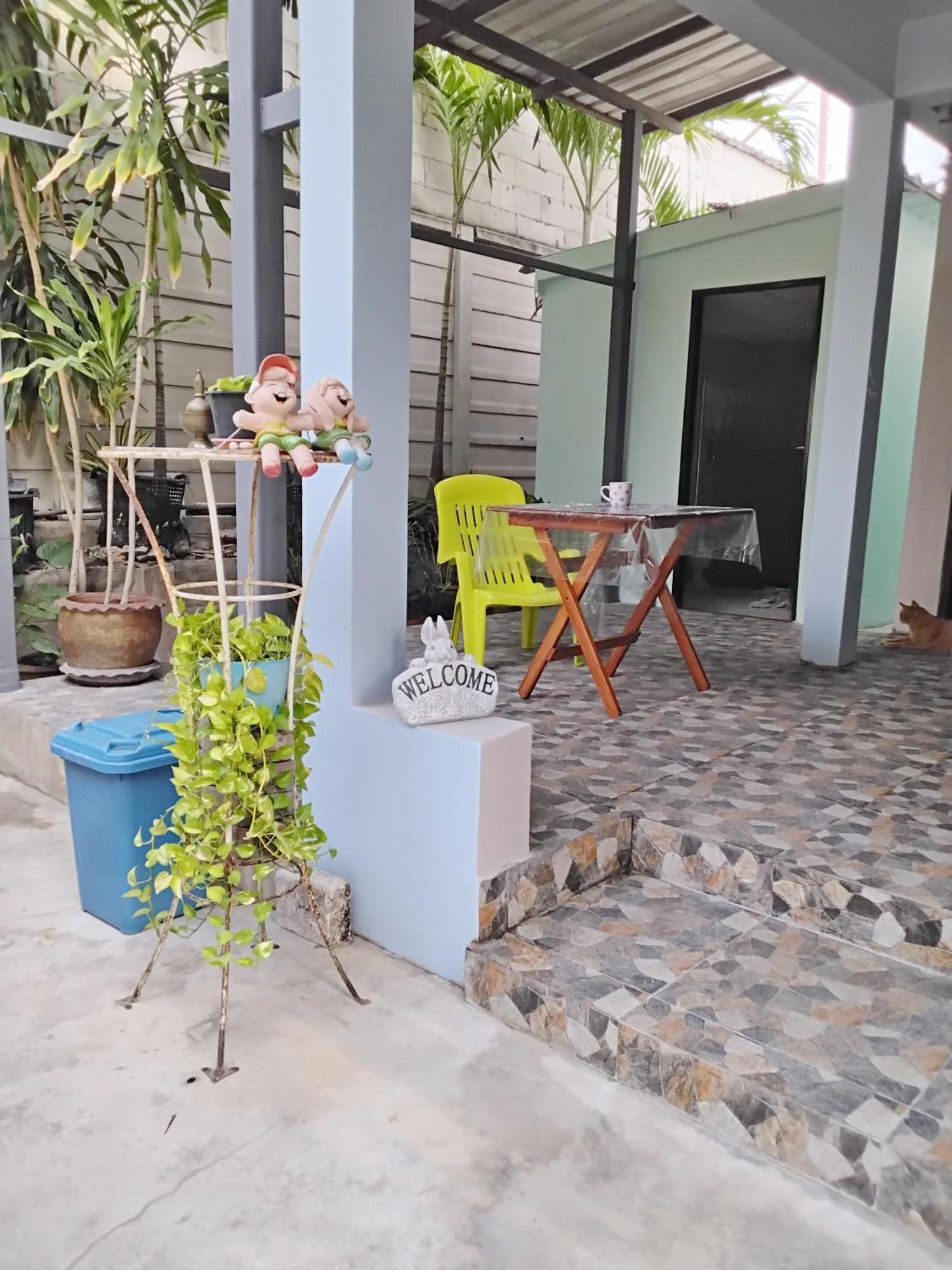 Mango Tree Guestroom 방콕 외부 사진